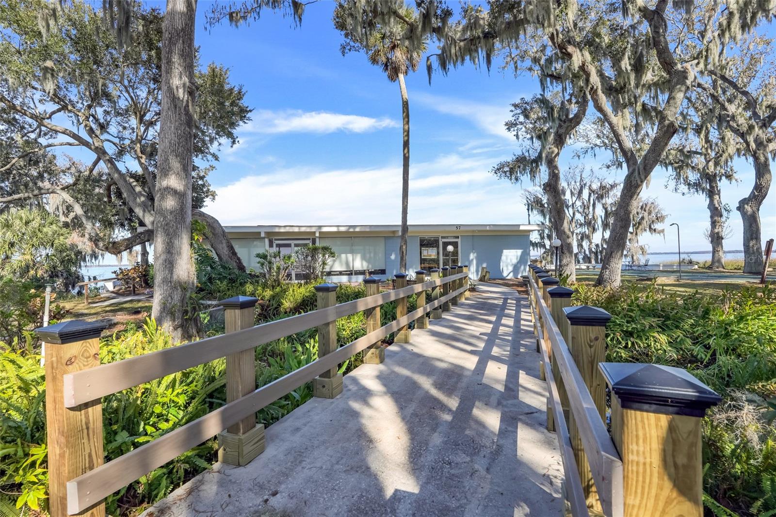 SPRINGS BATH AND YACHT CLUB UNIT 1 - Residential