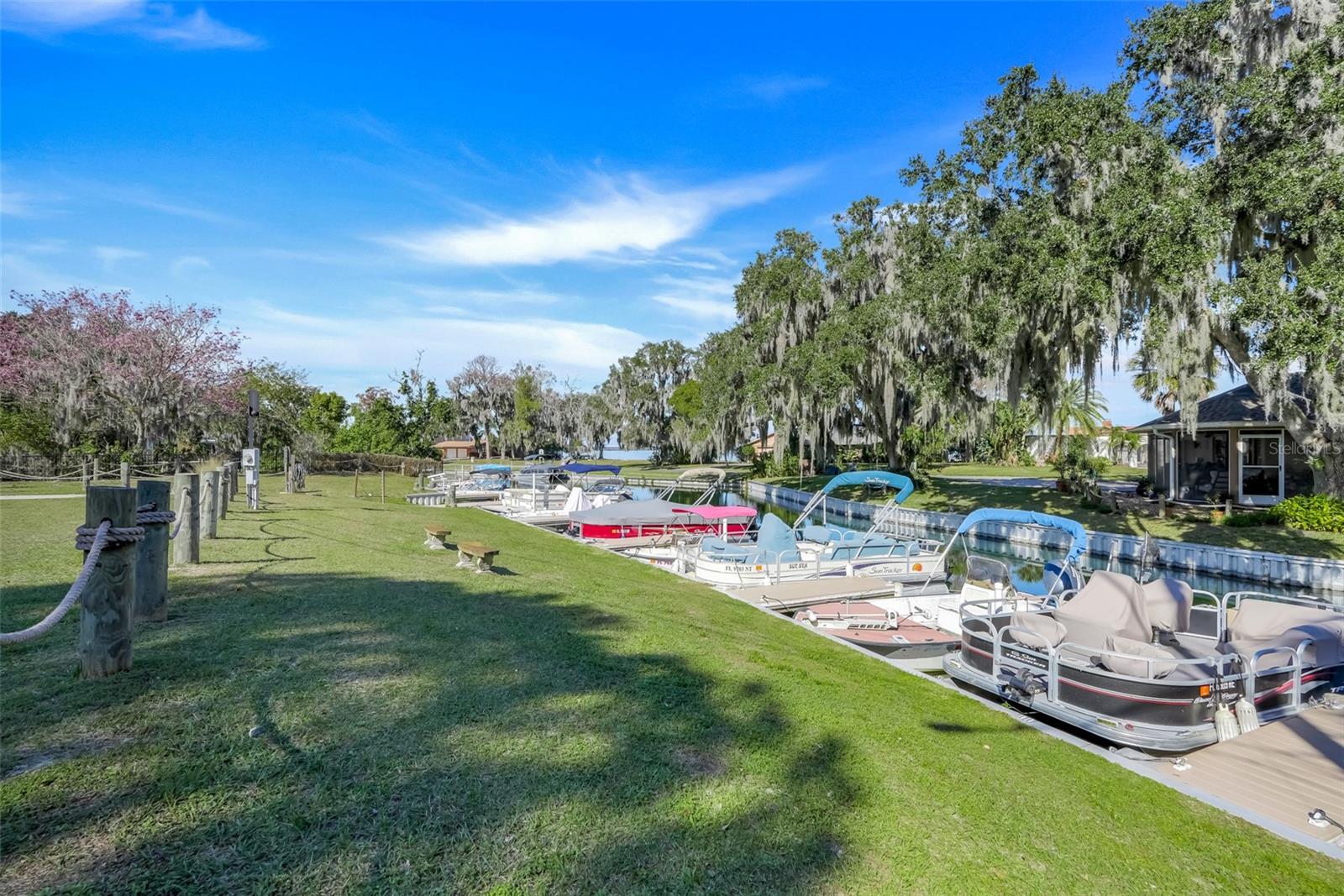 SPRINGS BATH AND YACHT CLUB UNIT 1 - Residential