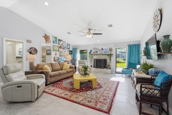 SPRINGS BATH AND YACHT CLUB UNIT 1 - Residential