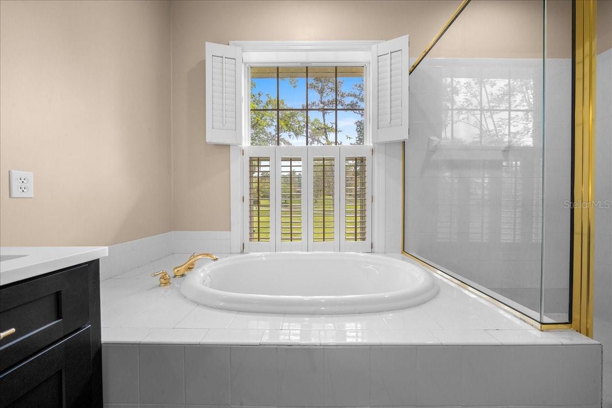 OAK CRK CAVERNS - Residential