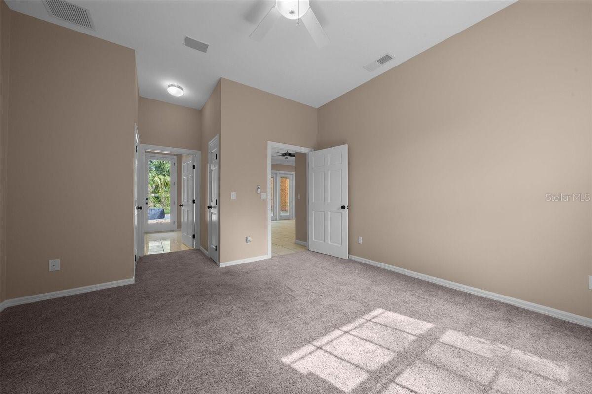 OAK CRK CAVERNS - Residential