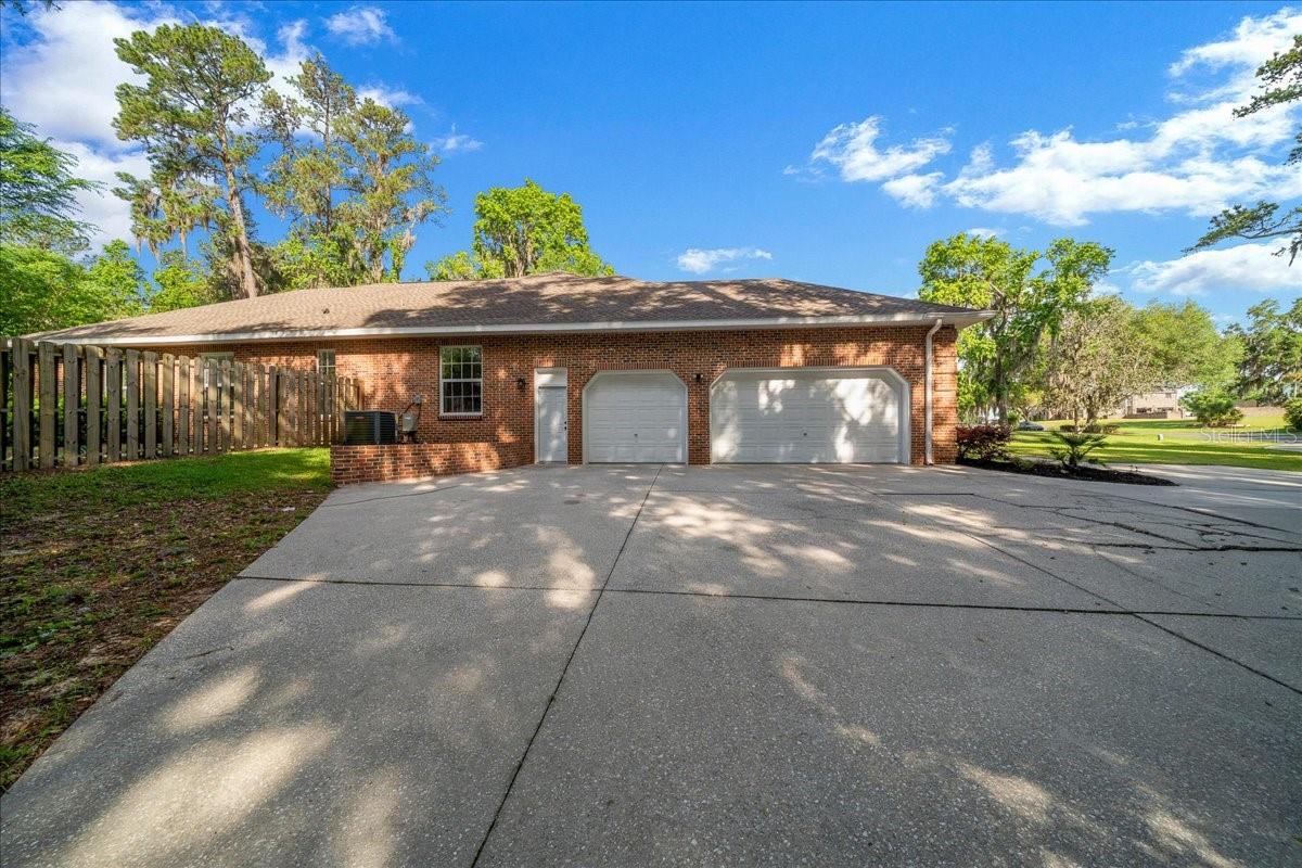 OAK CRK CAVERNS - Residential