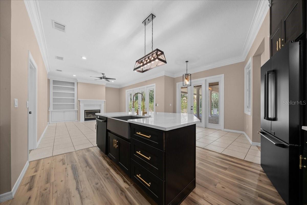 OAK CRK CAVERNS - Residential