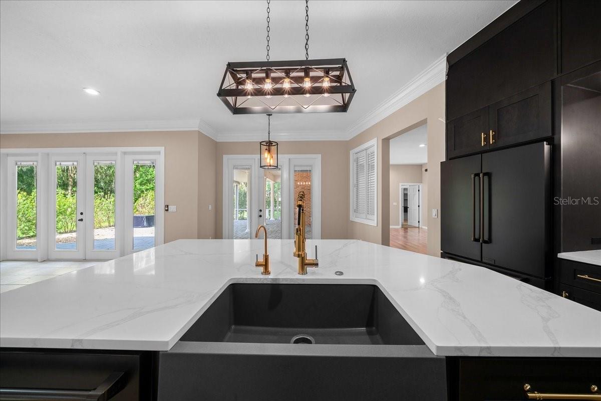 OAK CRK CAVERNS - Residential