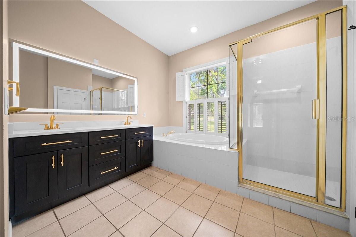 OAK CRK CAVERNS - Residential