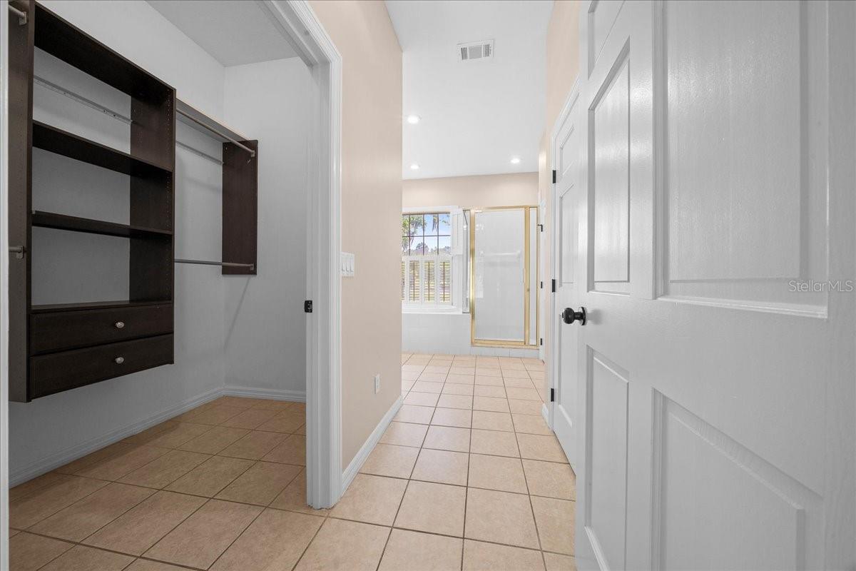 OAK CRK CAVERNS - Residential