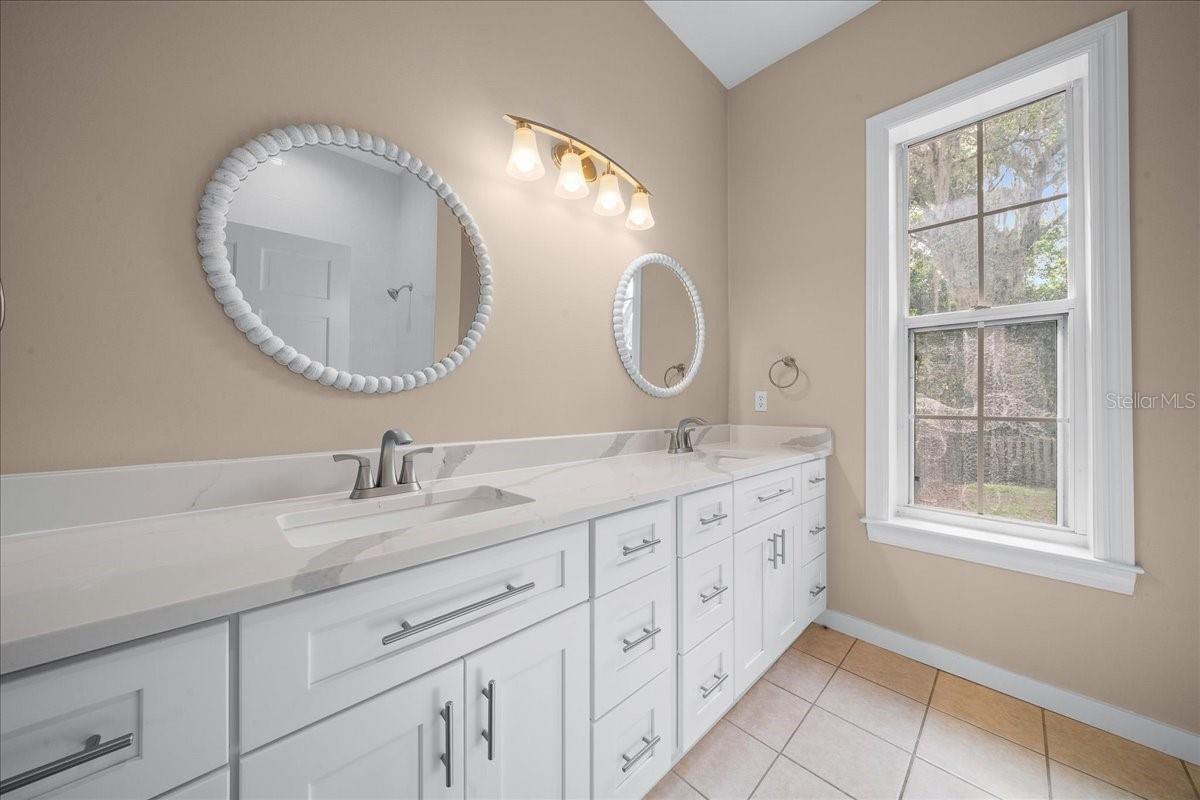 OAK CRK CAVERNS - Residential