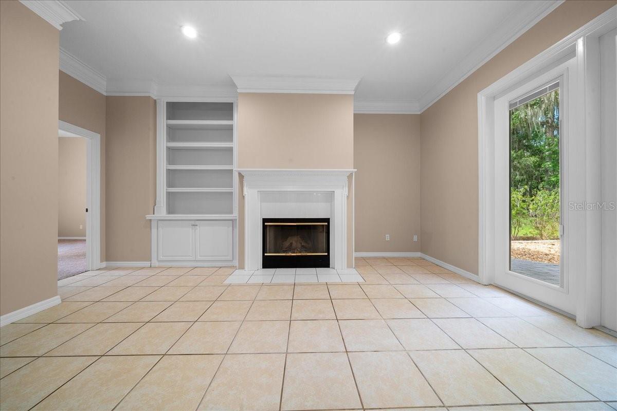 OAK CRK CAVERNS - Residential