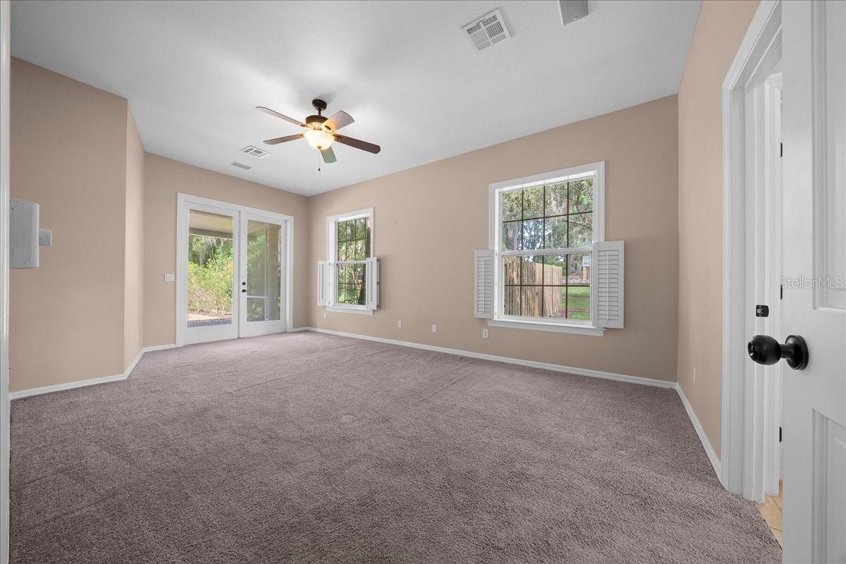 OAK CRK CAVERNS - Residential