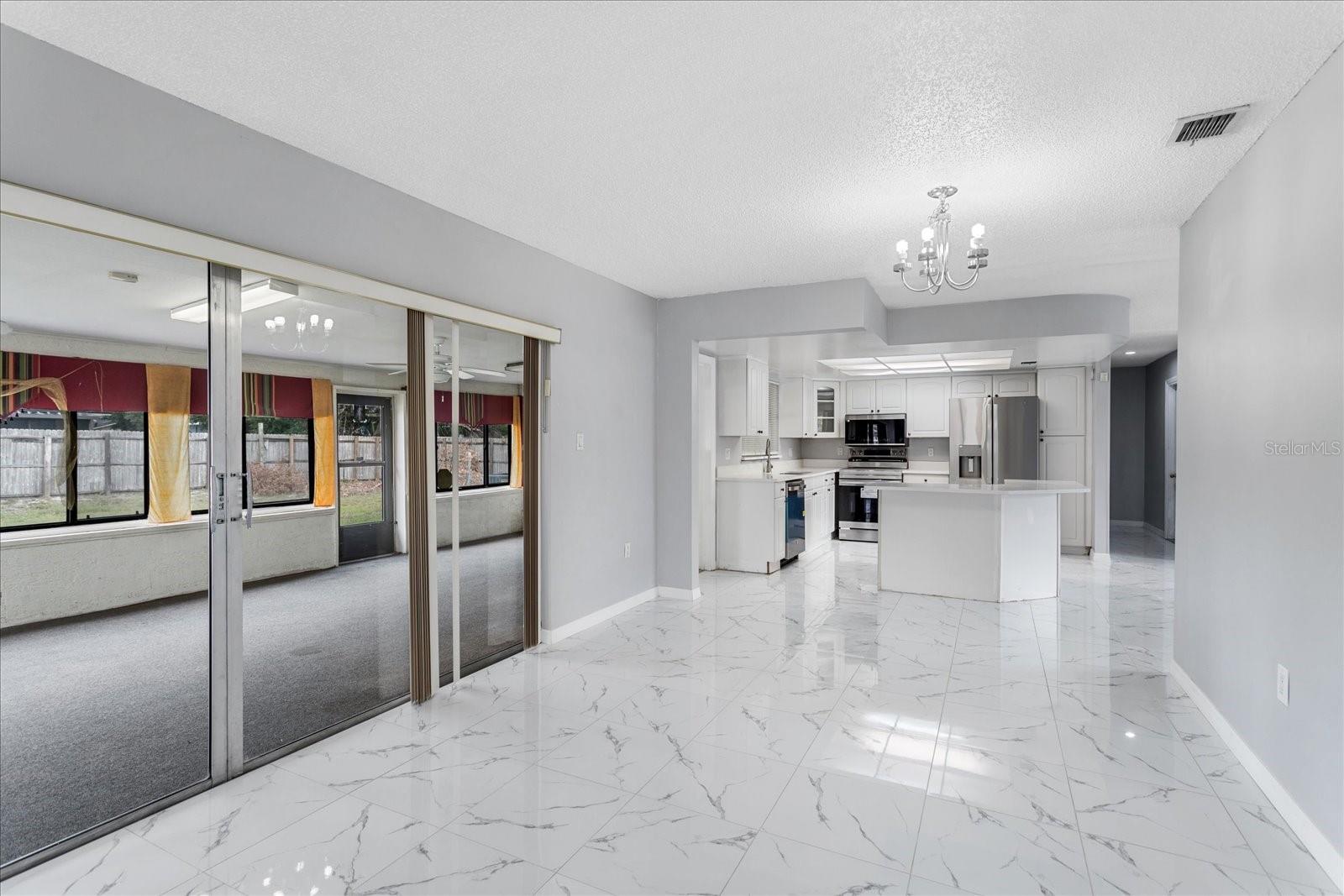 SAND LAKE HILLS SEC 06 - Residential Lease