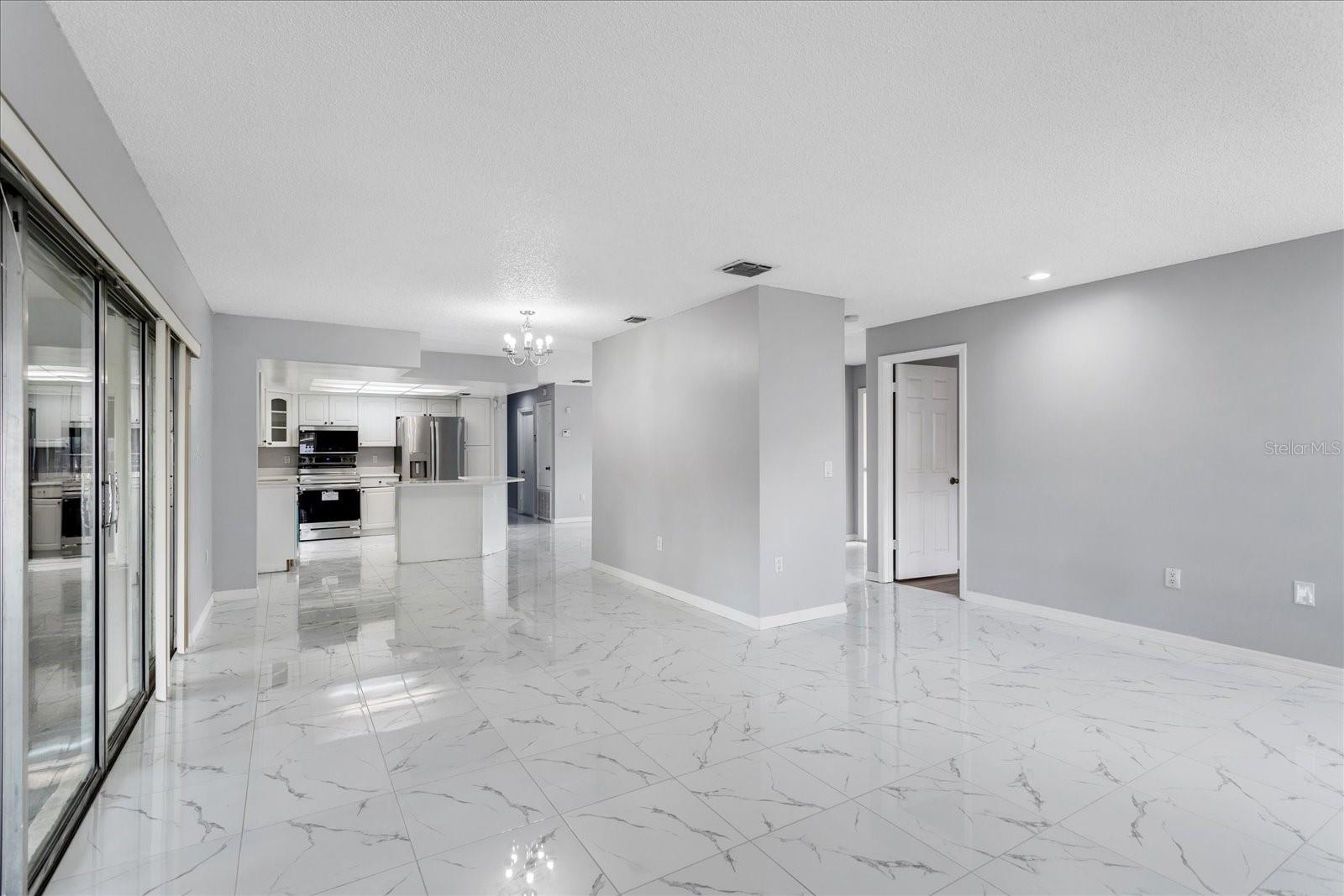 SAND LAKE HILLS SEC 06 - Residential Lease