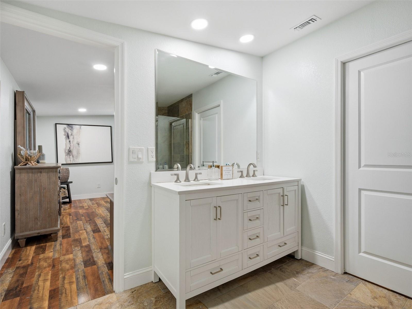 YELKCA TERRACE - Residential