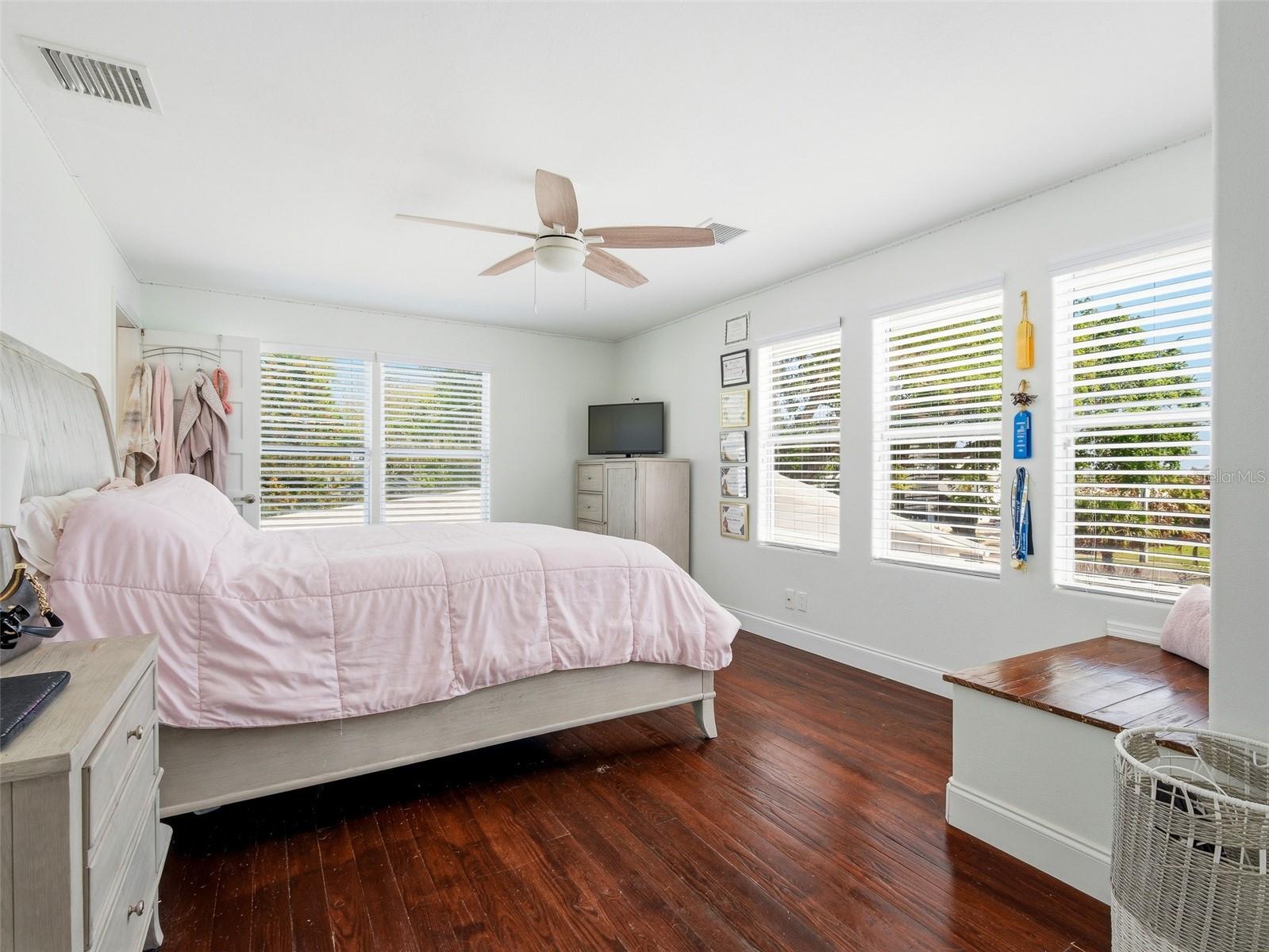 YELKCA TERRACE - Residential