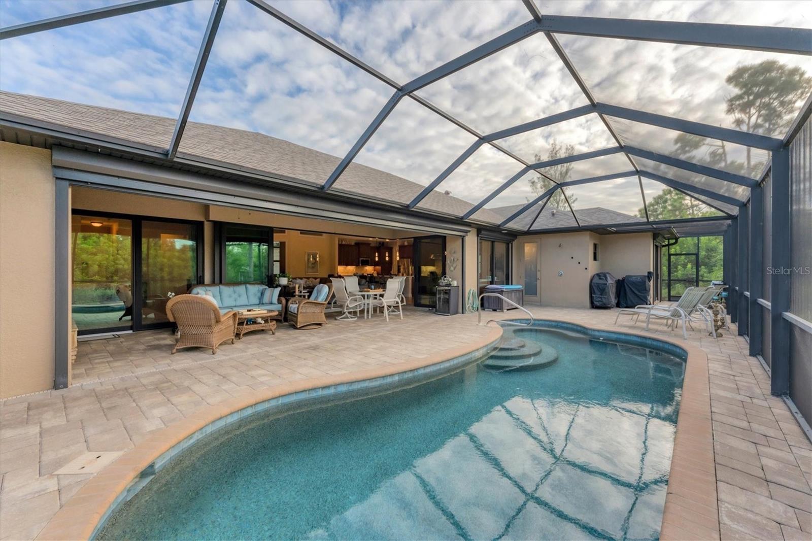 PORT CHARLOTTE SEC 94 01 - Residential