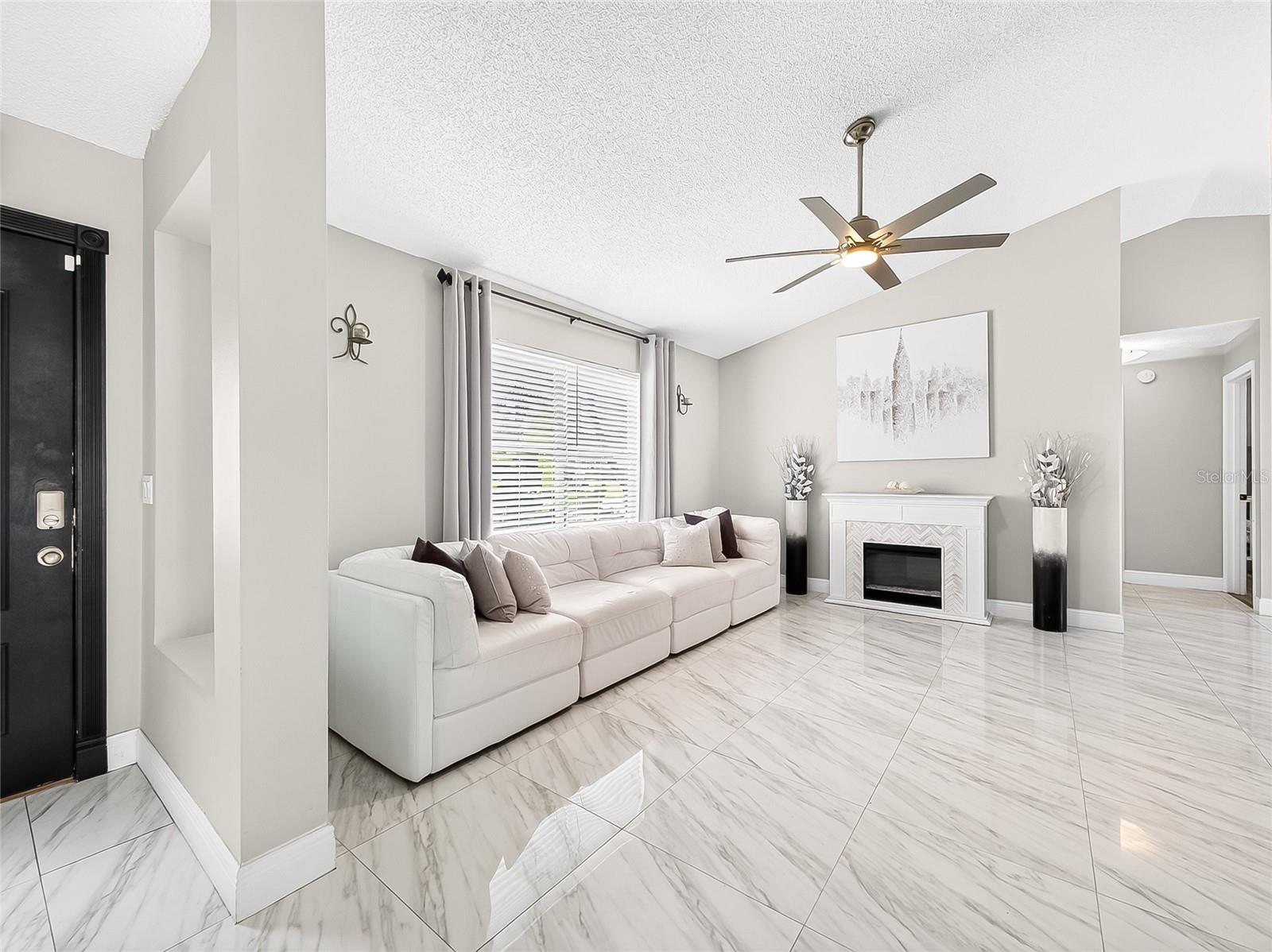 5014 SAWDUST CIRCLE