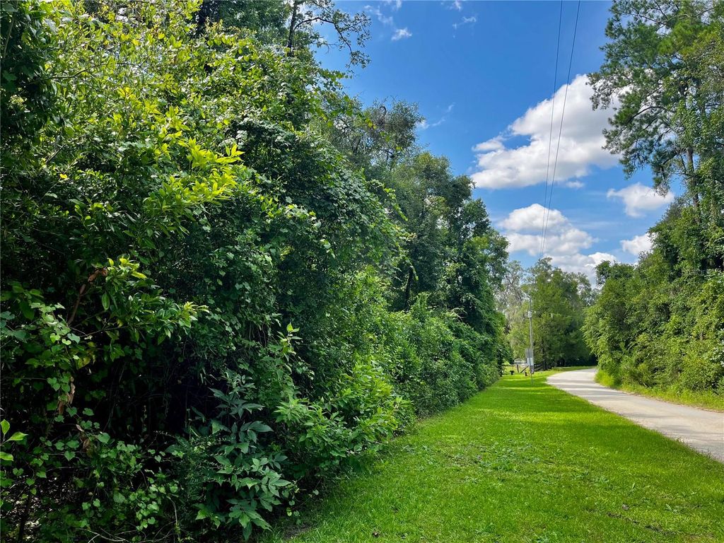 Photo of Tbd NW 127th Court, Ocala, FL 34482 (MLS # OM729223)