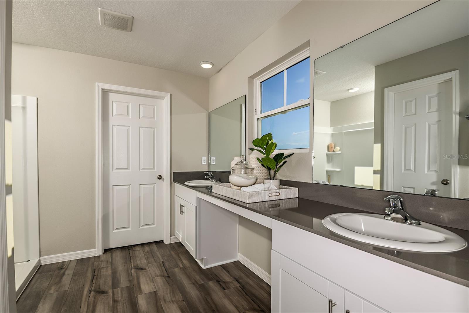 LAWSON DUNES - Residential