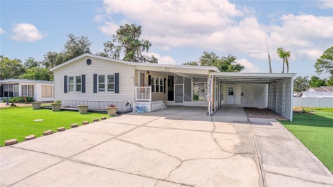 Tiny photo for 2722 Vindale Road, Tavares, FL 32778 (MLS # G5119510)