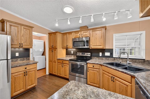 Tiny photo for 2722 Vindale Road, Tavares, FL 32778 (MLS # G5119510)