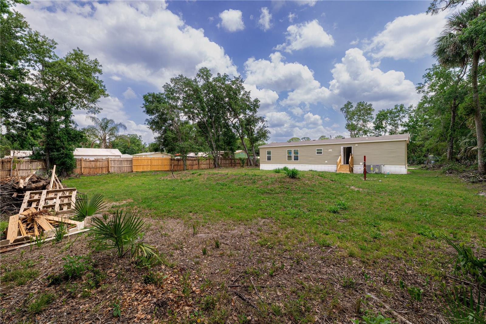 CHRISTMAS PARK FIRST ADD - Residential