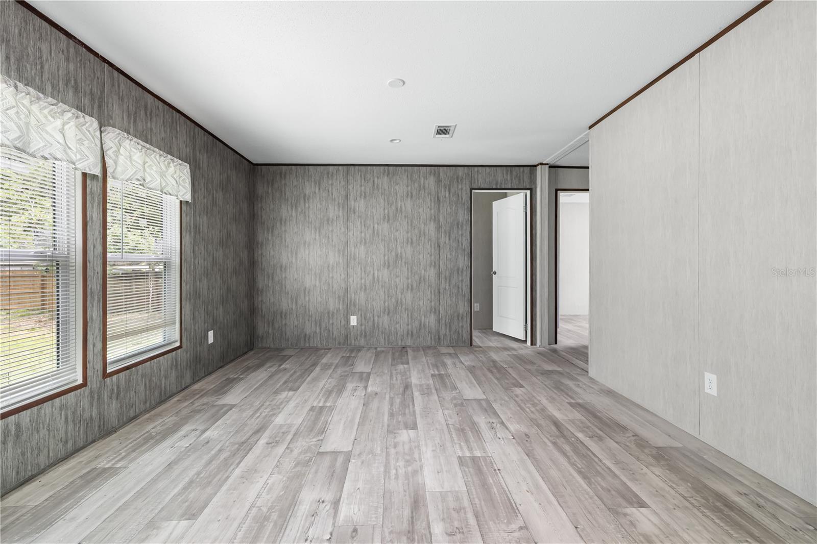 CHRISTMAS PARK FIRST ADD - Residential