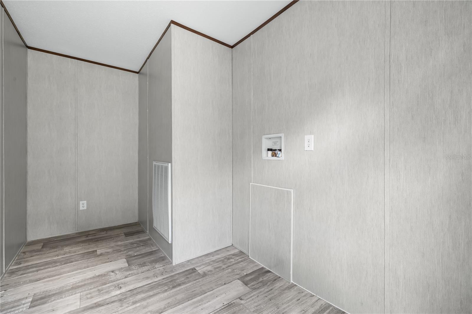 CHRISTMAS PARK FIRST ADD - Residential