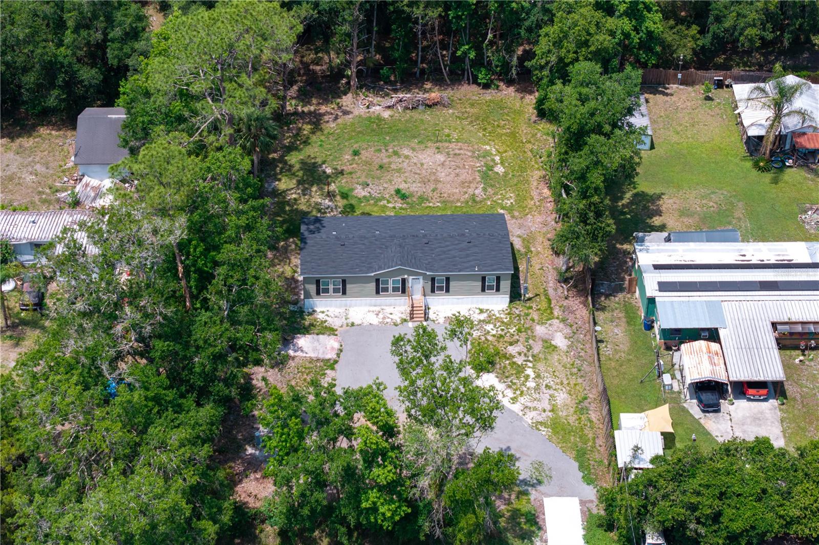 CHRISTMAS PARK FIRST ADD - Residential