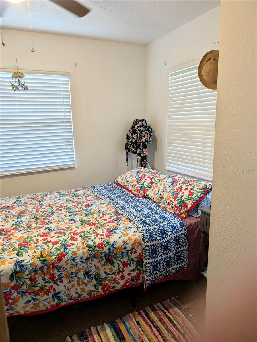 001404 - PARSON`S POINT ADDITION TO HER - Residential