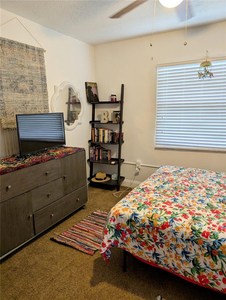 001404 - PARSON`S POINT ADDITION TO HER - Residential