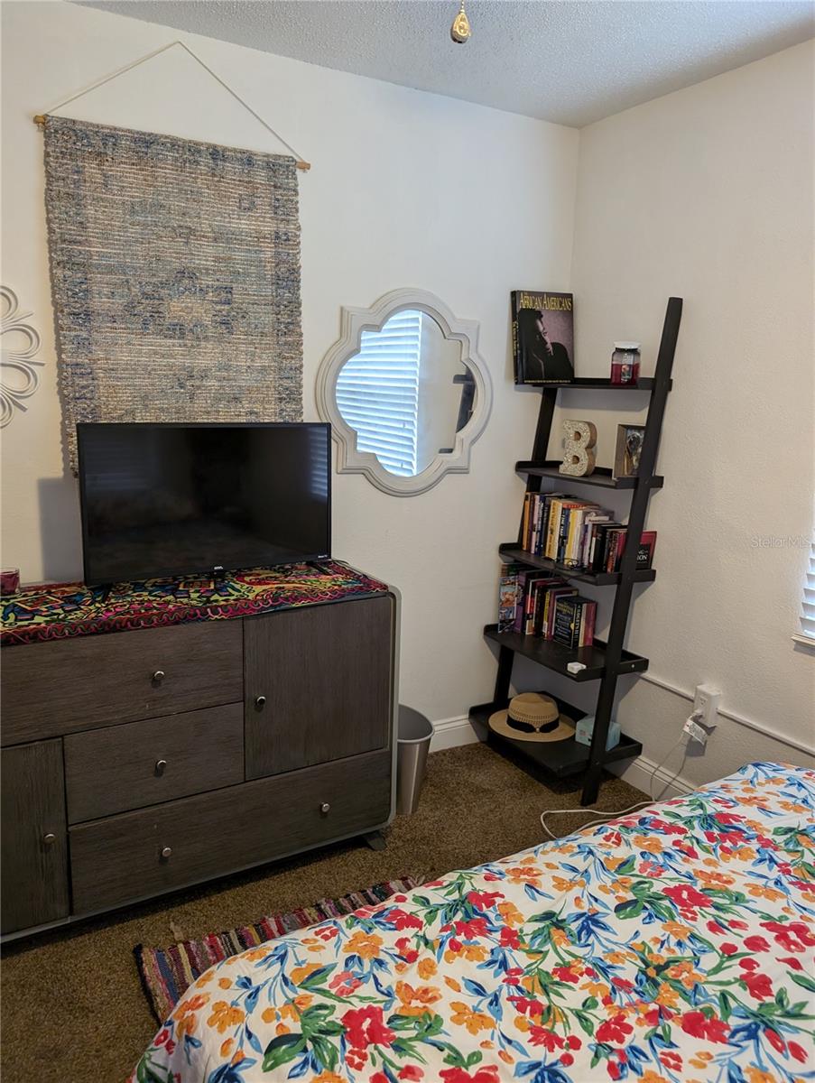 001404 - PARSON`S POINT ADDITION TO HER - Residential