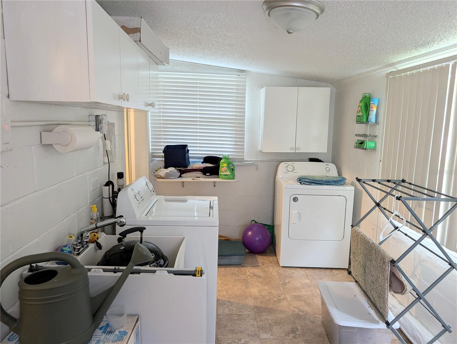 001404 - PARSON`S POINT ADDITION TO HER - Residential