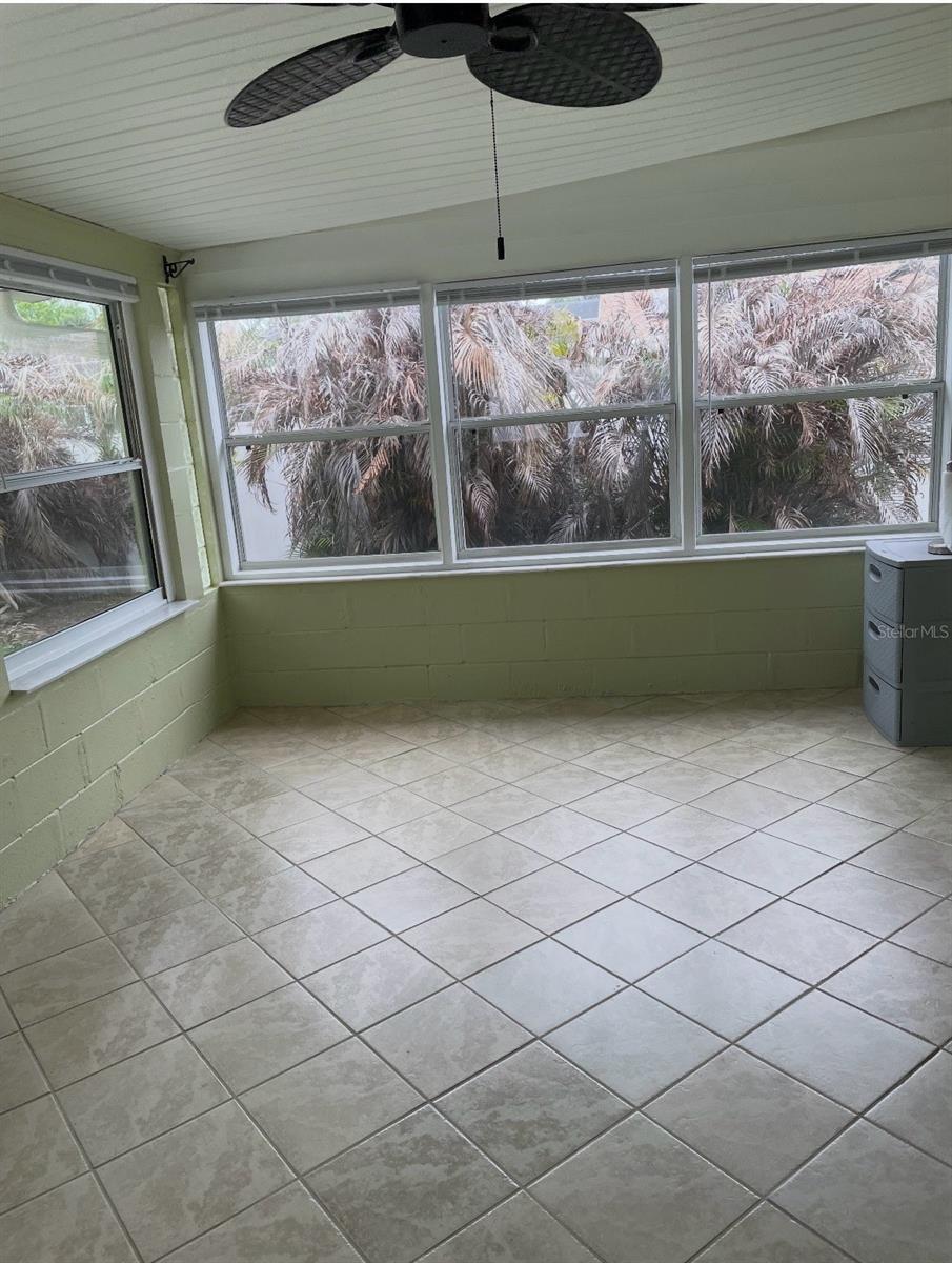 DAYTONA SHORES SEC 02 - Residential