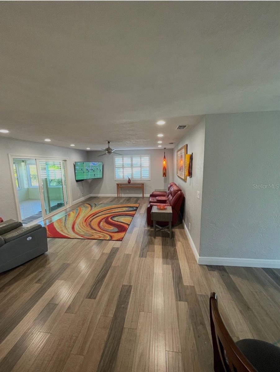DAYTONA SHORES SEC 02 - Residential