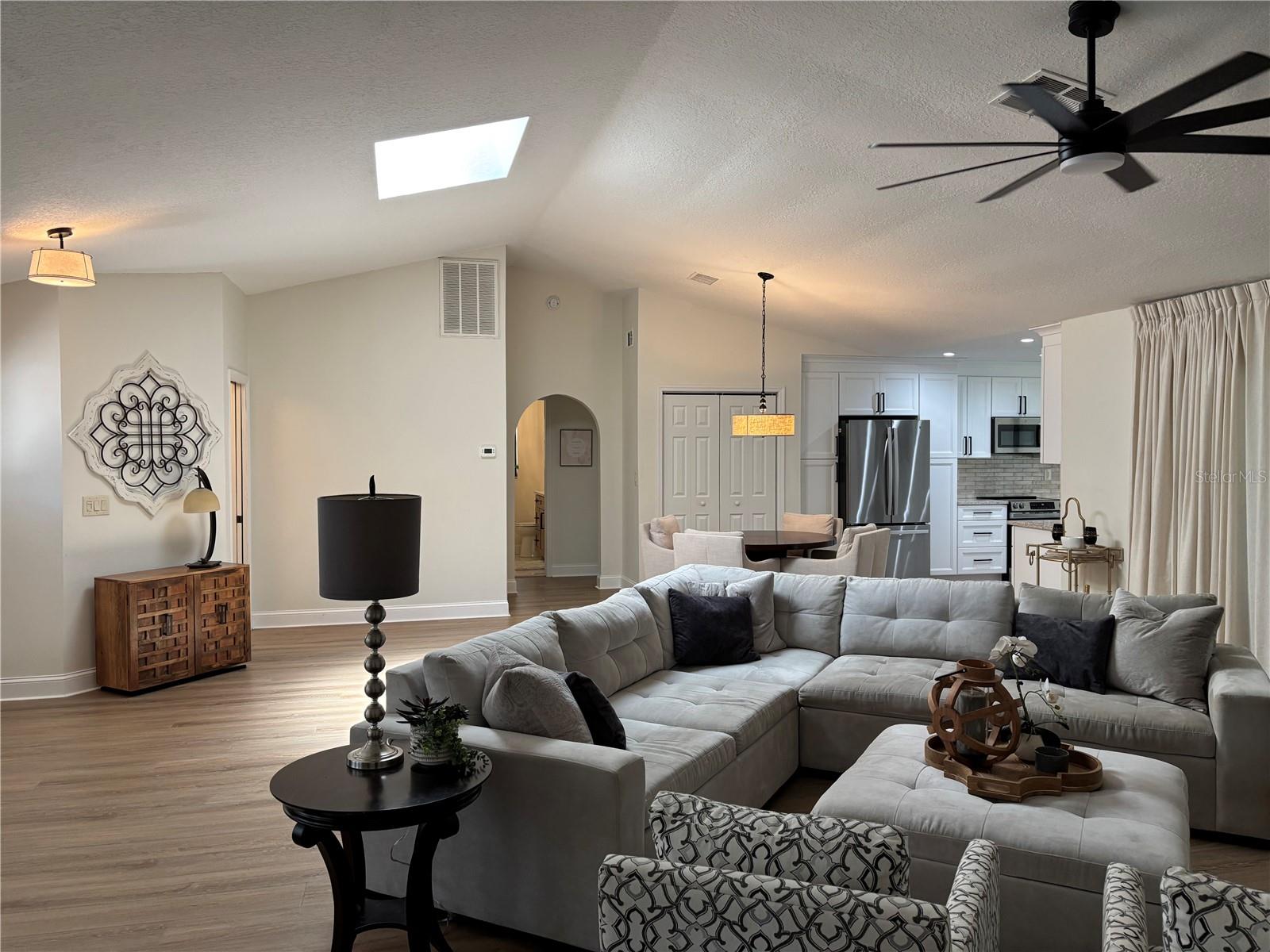 GULF HARBORS WOODLANDS - Residential