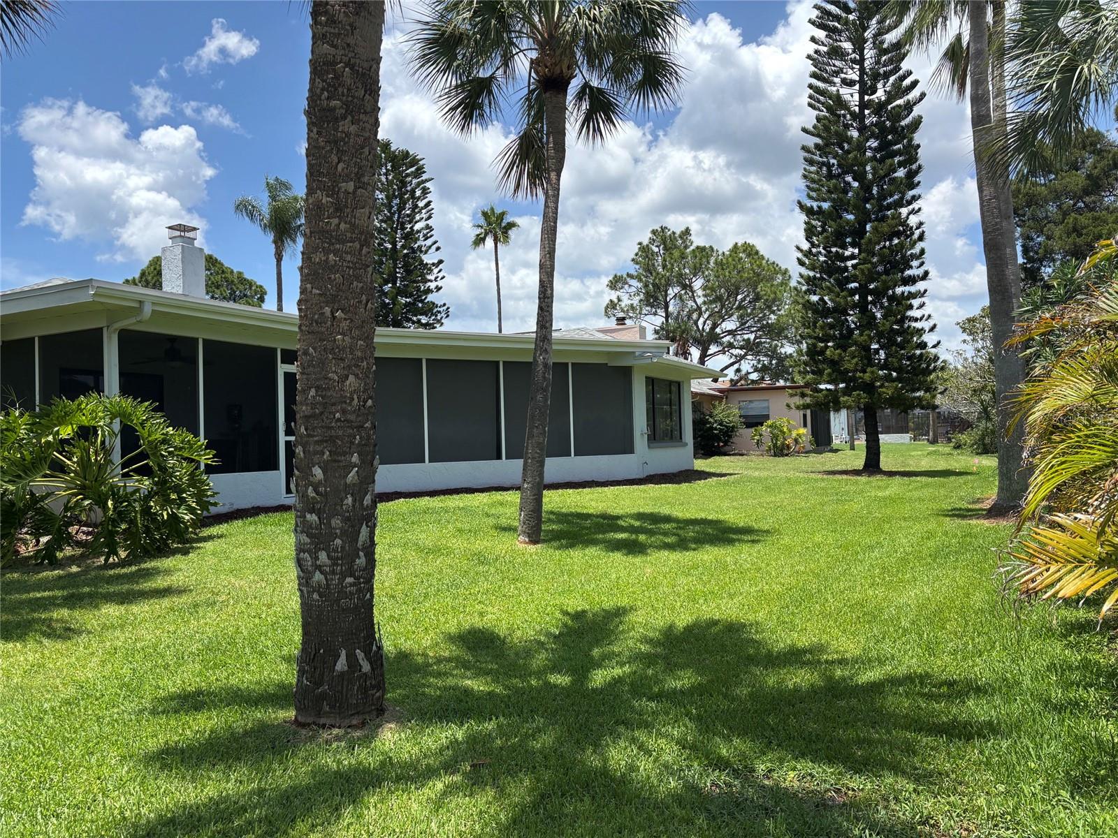 GULF HARBORS WOODLANDS - Residential