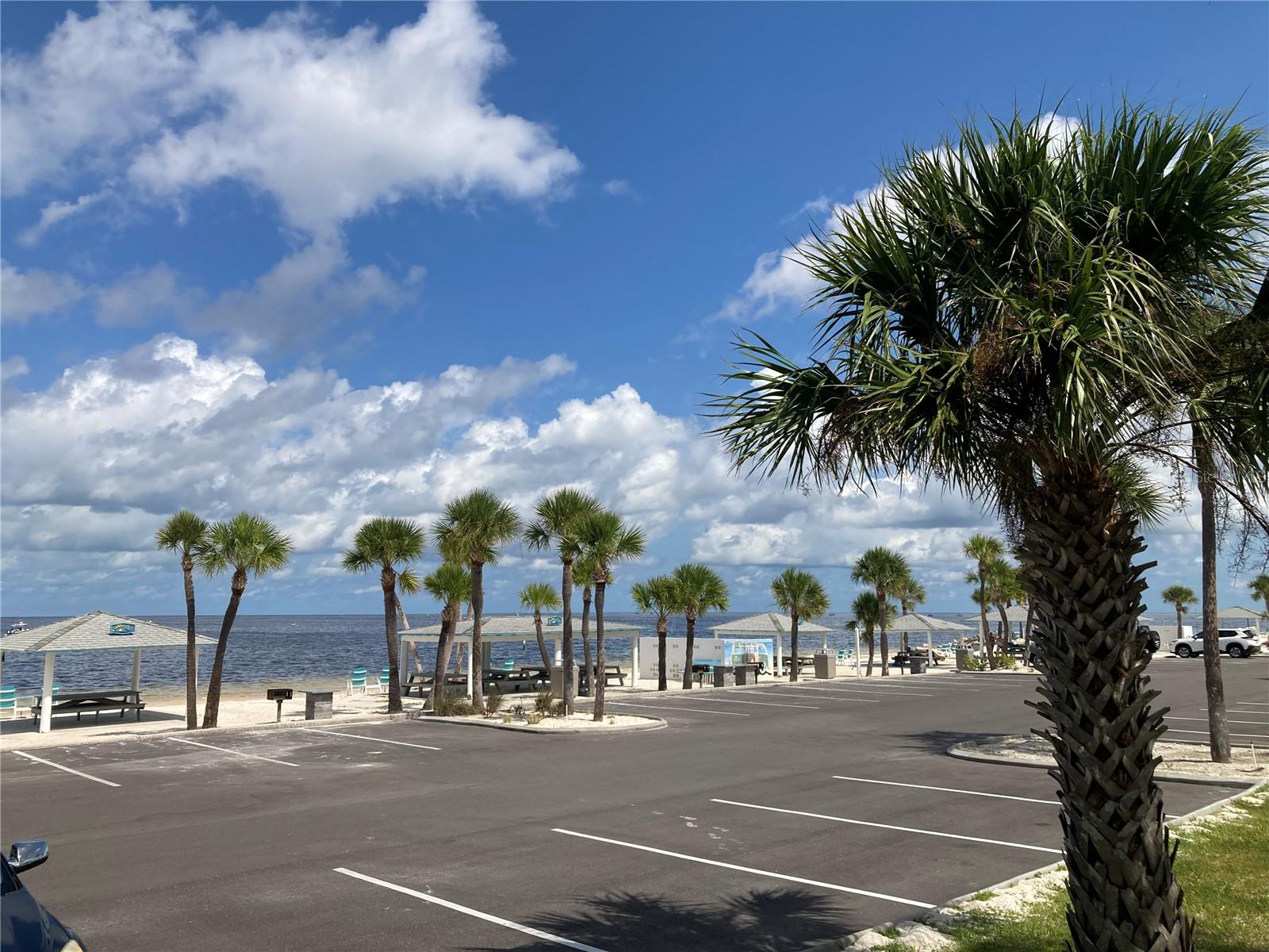 GULF HARBORS WOODLANDS - Residential