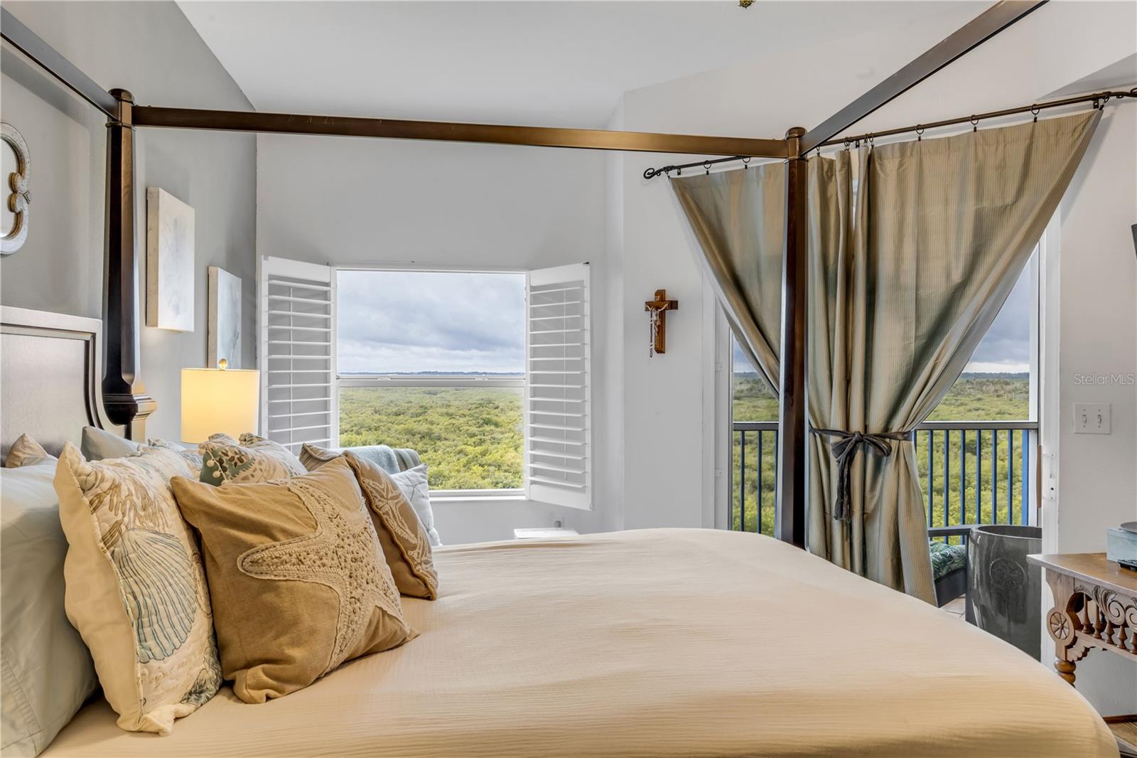 OCEAN WALK NSB BLDG 16 - Residential