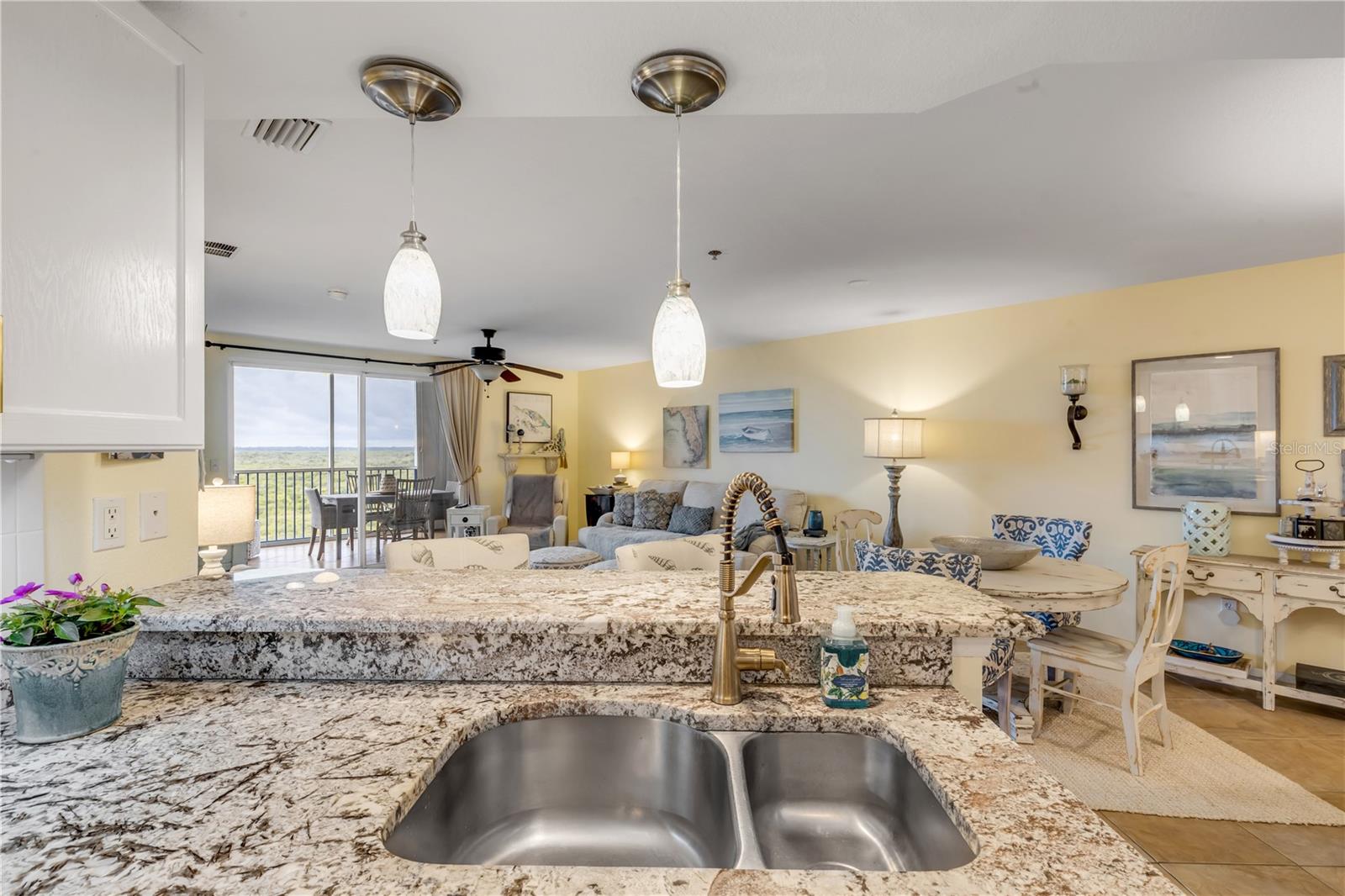 OCEAN WALK NSB BLDG 16 - Residential