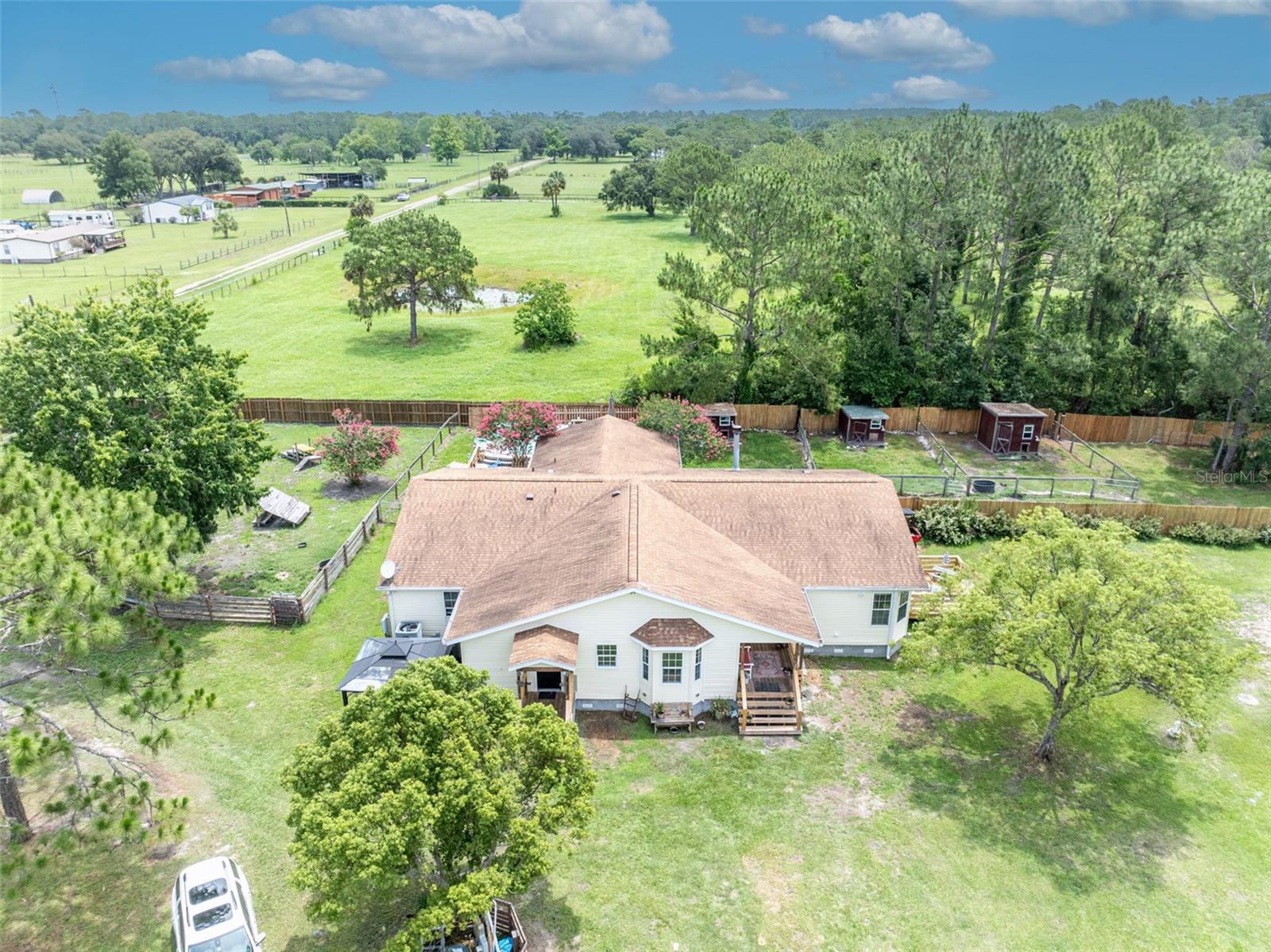 21320 PARADISE WAY