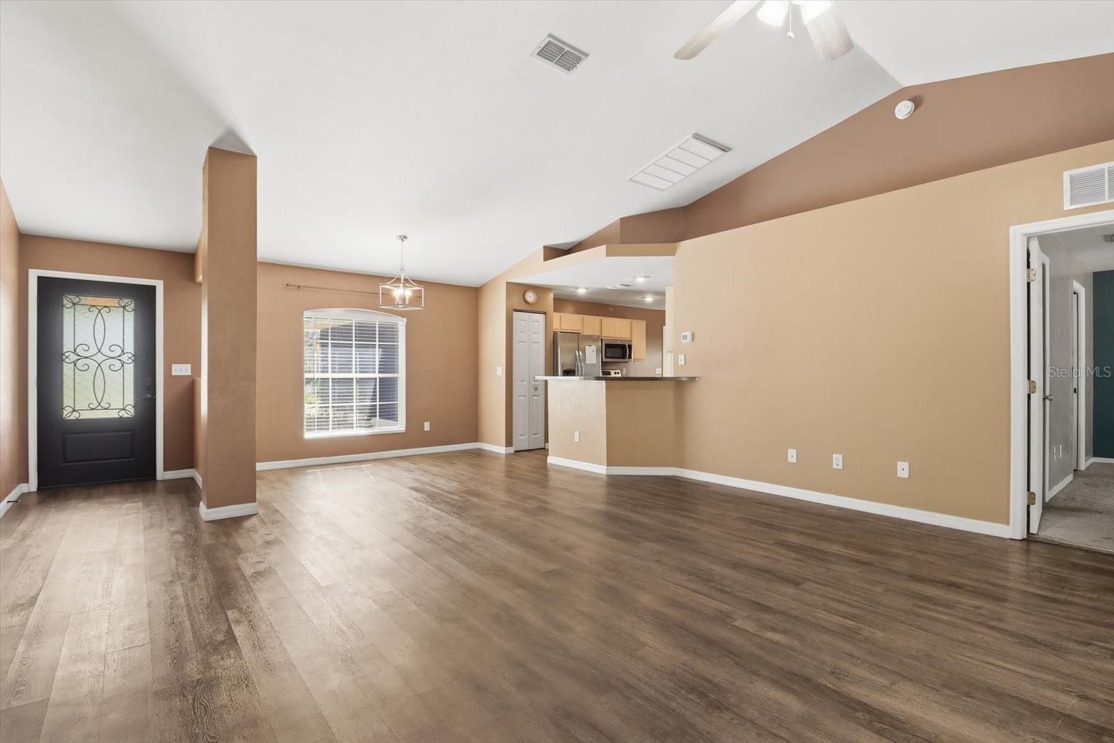 CITRUS SPGS UNIT 14 - Residential