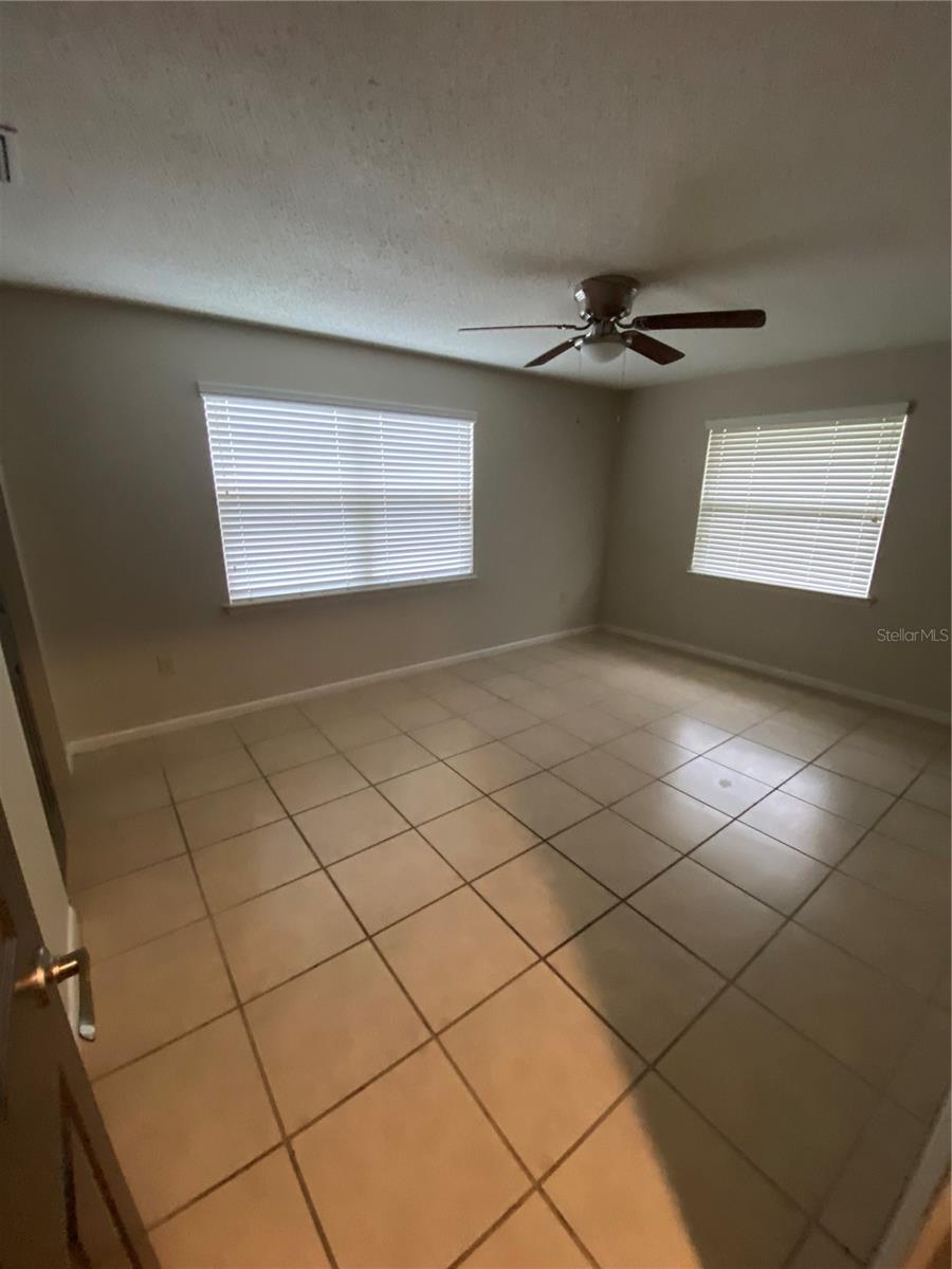 SILVER SHORES - Residential Income