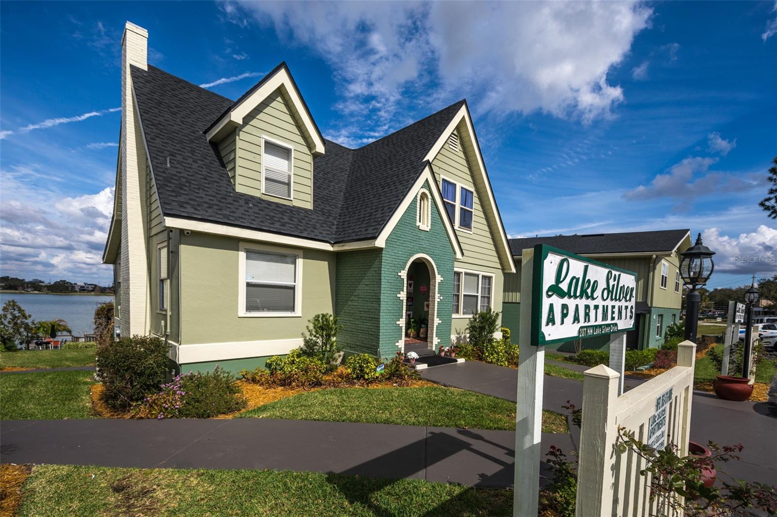 SILVER SHORES - Residential Income