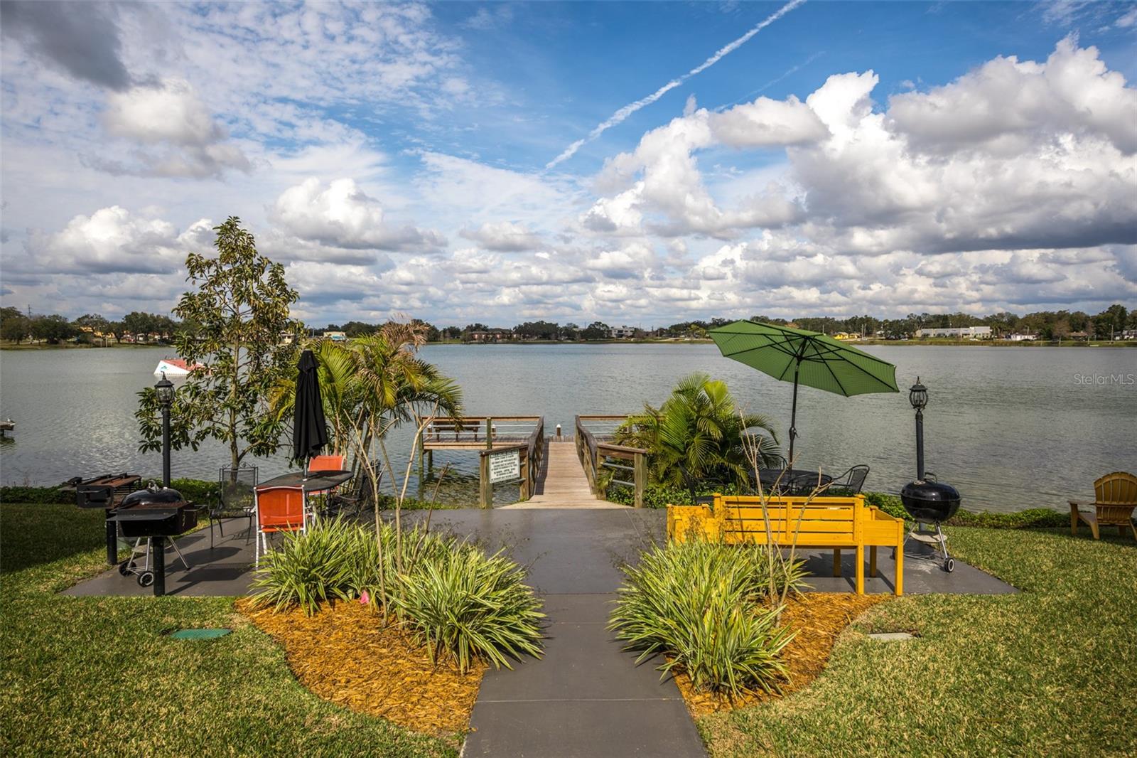 SILVER SHORES - Residential Income