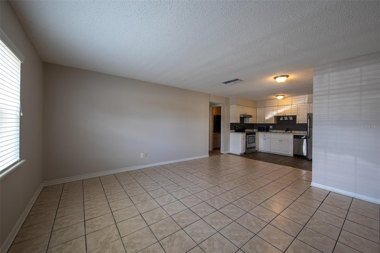 SILVER SHORES - Residential Income