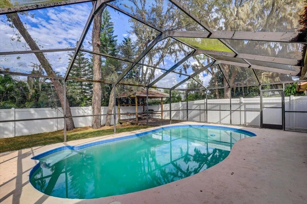 Photo of 2524 Wrencrest Circle, Valrico, FL 33596 (MLS # TB8443326)