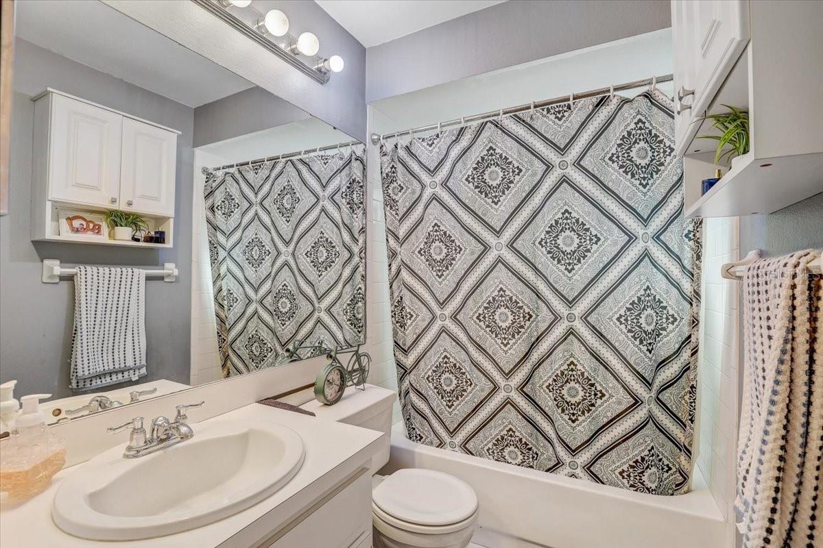 BLOOMINGDALE SEC R UNIT 1 - Residential