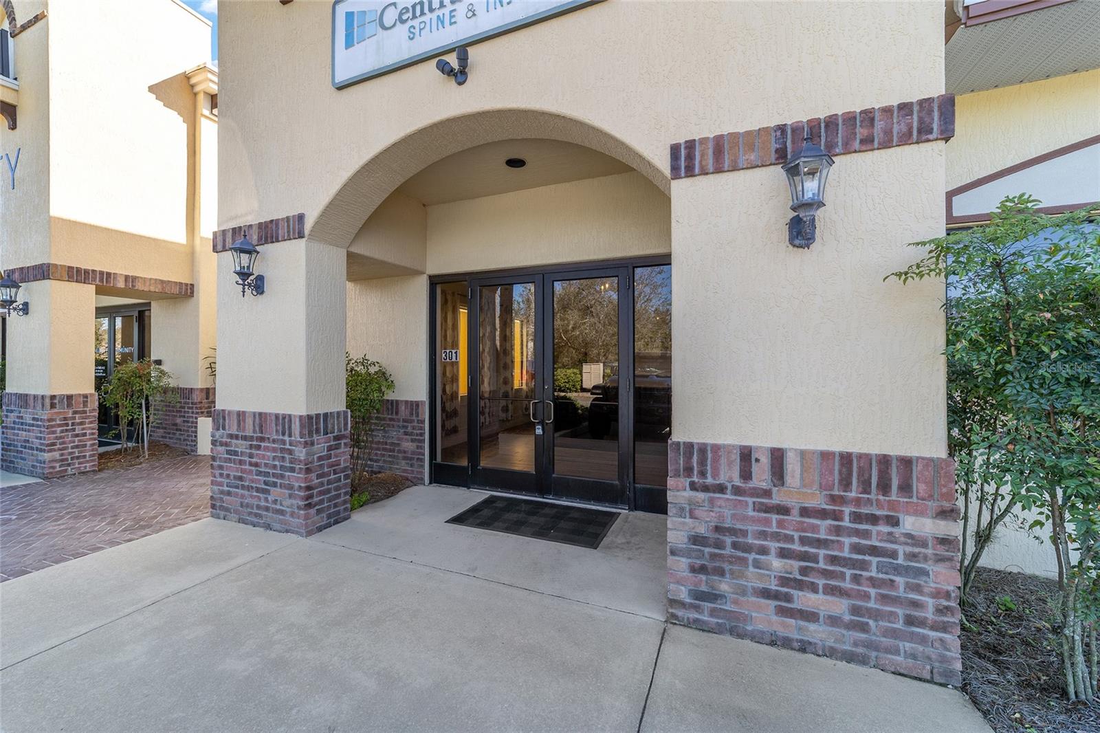 809 COUNTY ROAD 466