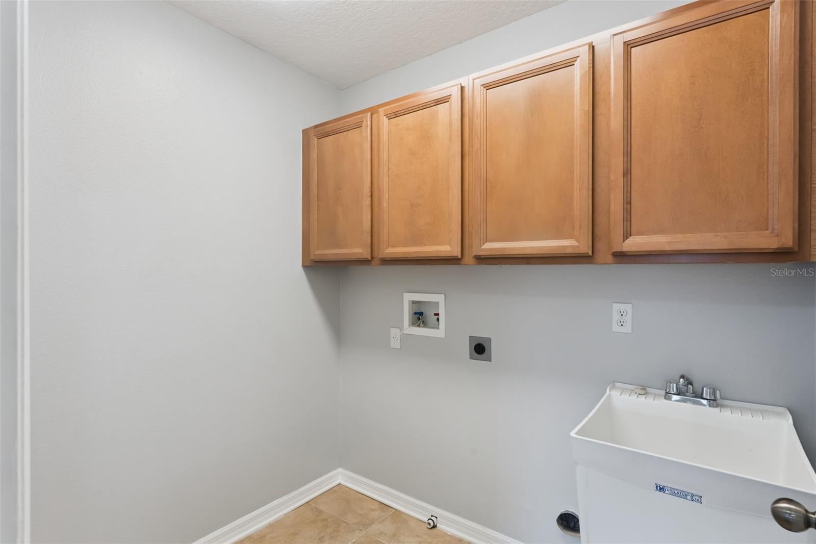 CYPRESS LAKES PARCELS D AND L - Residential