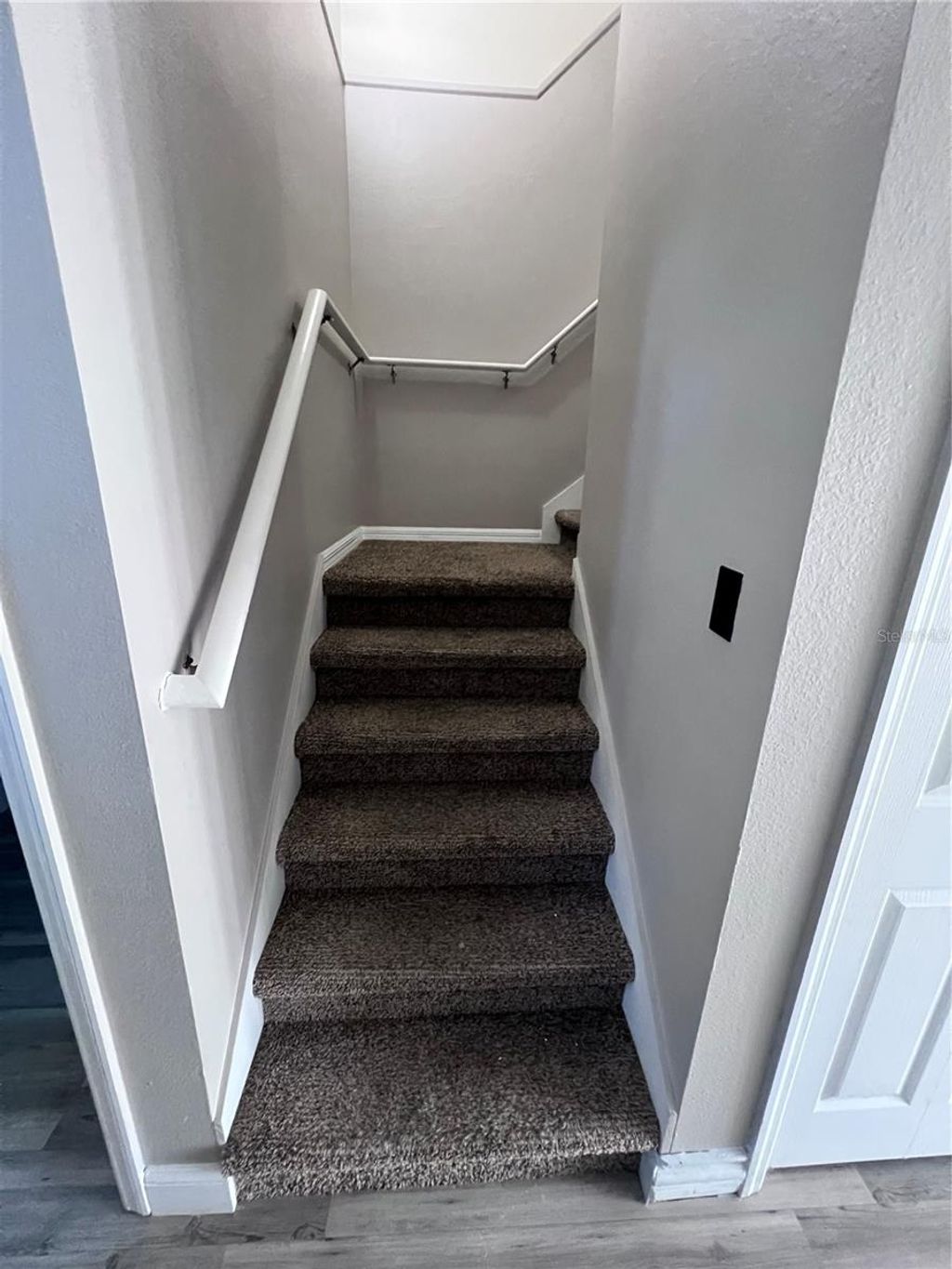 Photo of 6259 S Chickasaw Trail, Orlando, FL 32829 (MLS # OM717604)