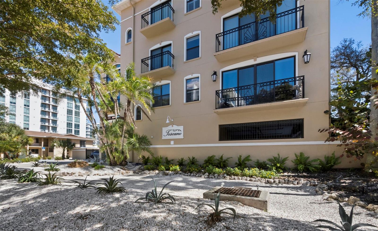 TOSCANO - Residential